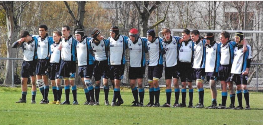 Martin Perrais standing with his rugby teammates in Austria
